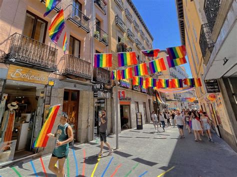 locales gays madrid|Madrid gay guide 2024, gay bars, clubs & hotels 